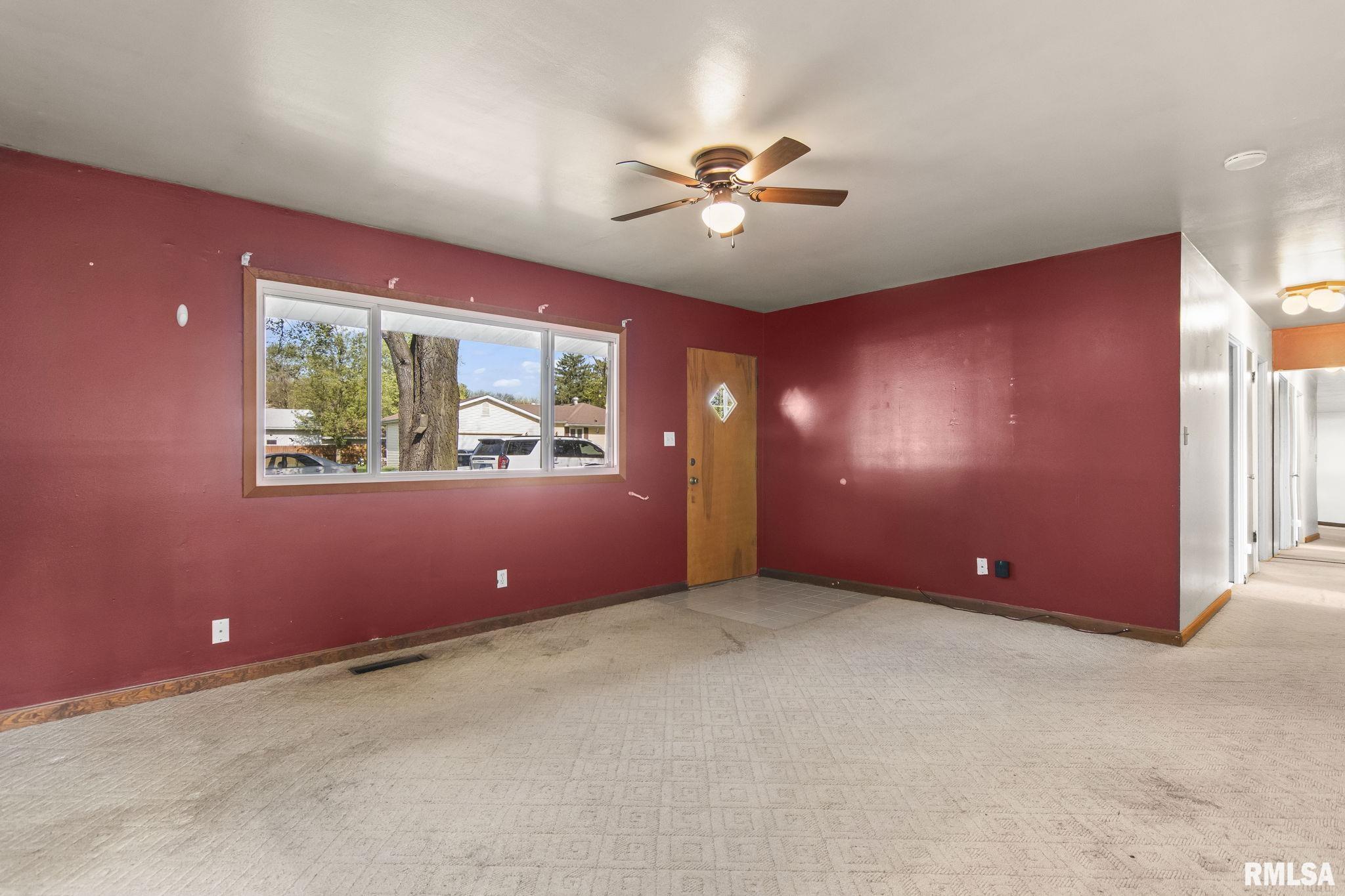 1807 Lee Street Springfield, IL 62703 - Photo 6 of 27