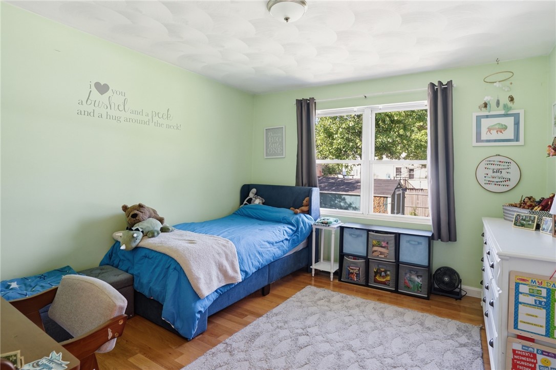 83 Holmes Road Warwick, RI 02888 - Photo 9 of 23