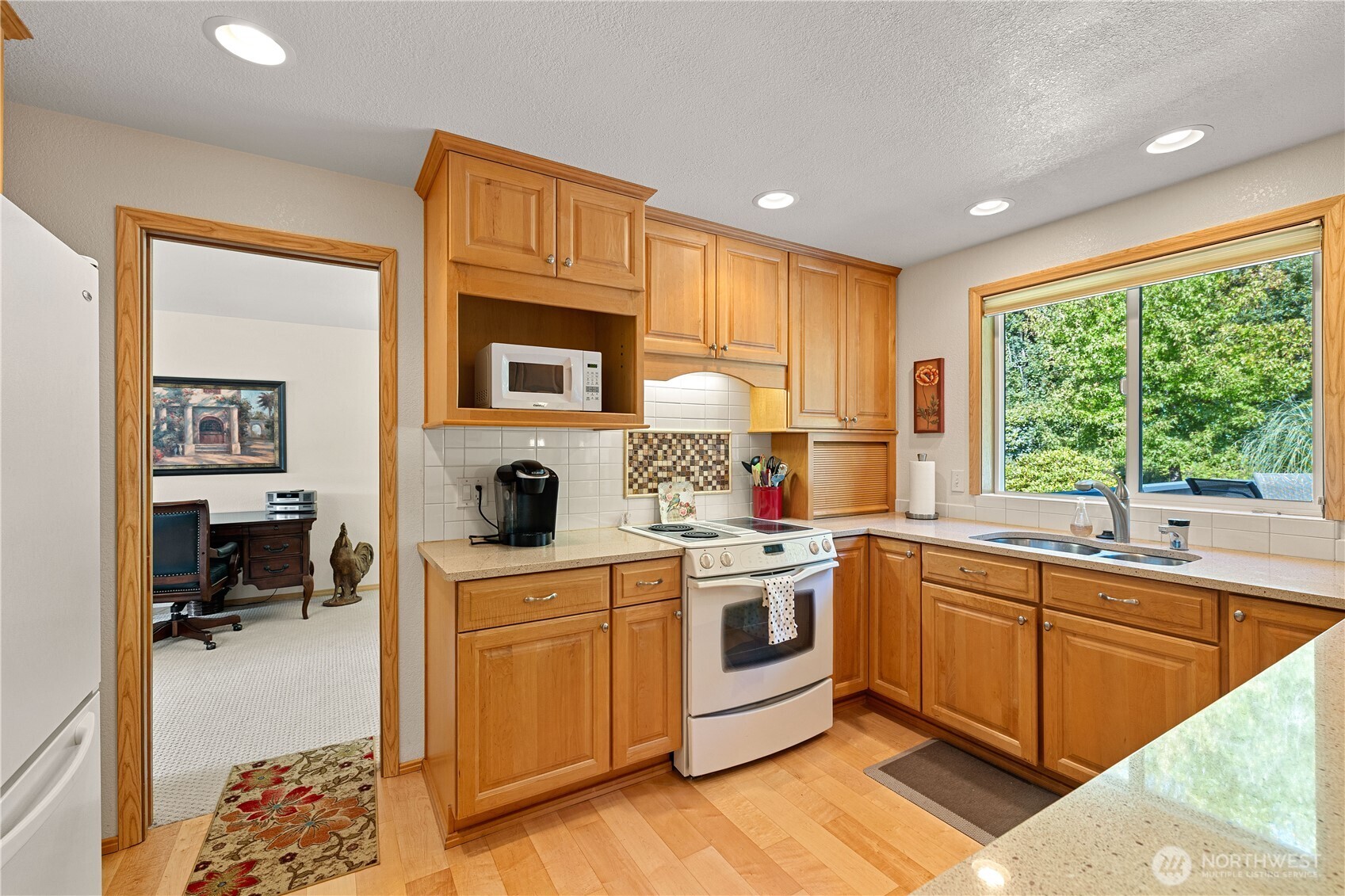 2631 Club Court, Unit 305 Mount Vernon, WA 98273 - Photo 13 of 35