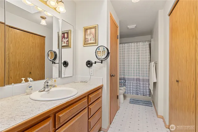 $435,000 | 2631 Club Court, Unit 305, Mount Vernon, WA 98273