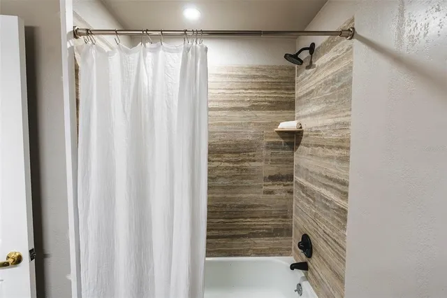 $389,900 | 520 Camelia Lane, Deland, FL 32724