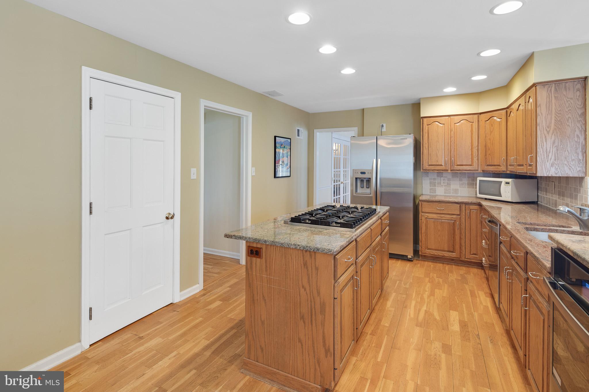 123 Wembley Road Wilmington, DE 19808 - Photo 6 of 18 Alt View of Kitchen