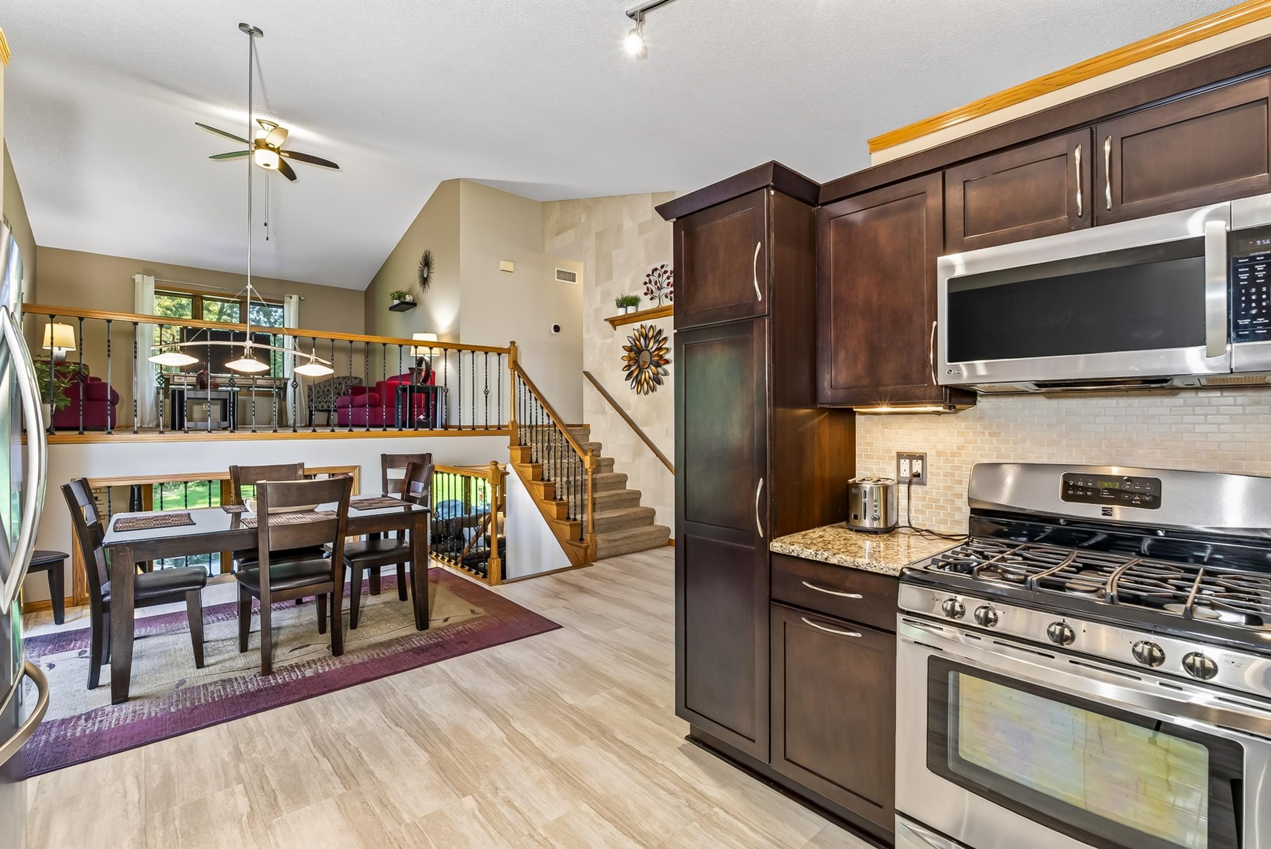 1828 Buckingham Road Stoughton, WI 53589 - Photo 8 of 33 Gallery Image 8