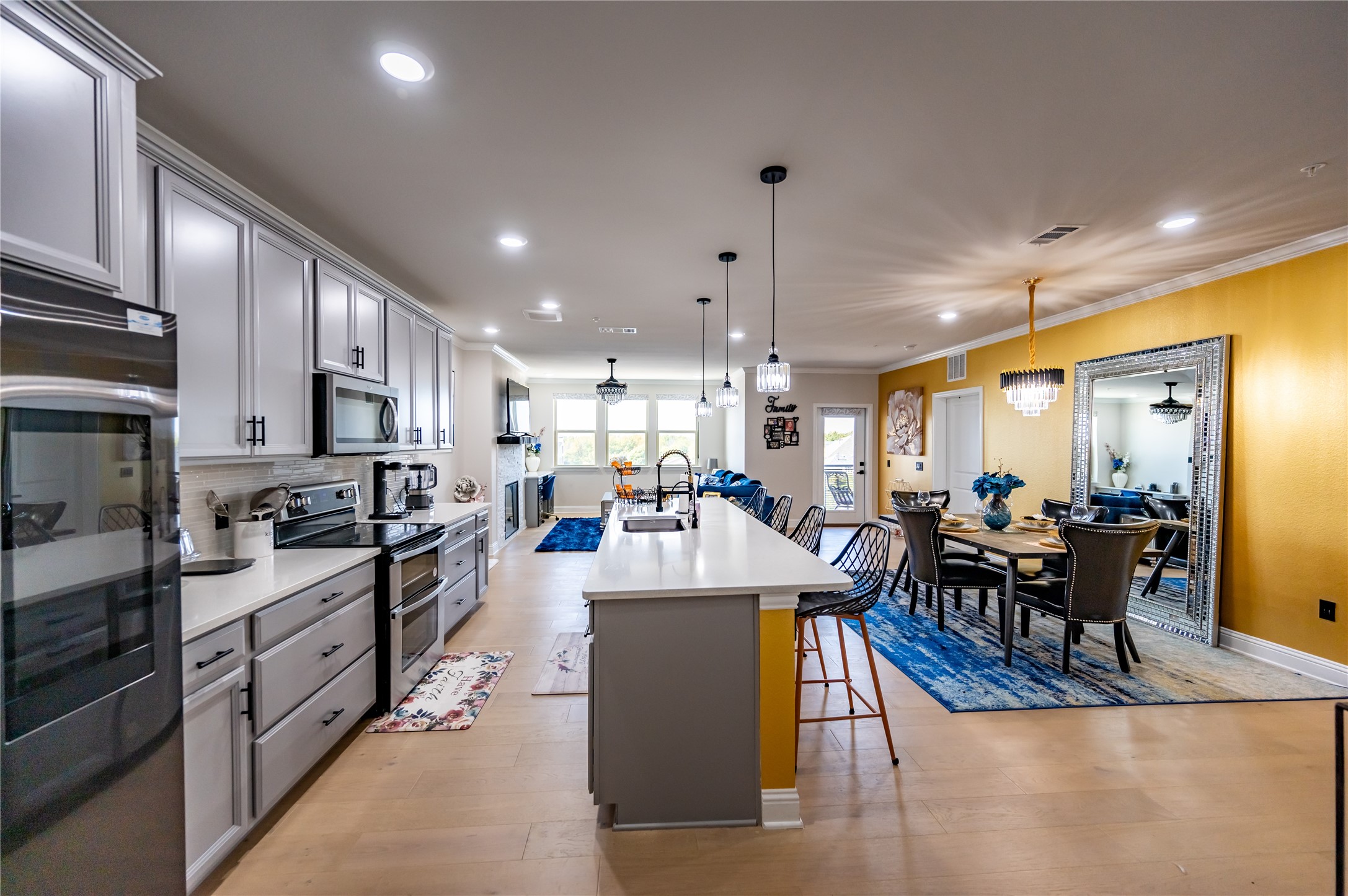 651 Watters Road, Unit 8201 Allen, TX 75013 - Photo 4 of 28 a large kitchen with lots of counter space