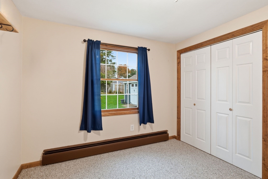 51 Briarcliff Street Springfield, MA 01128 - Photo 19 of 42