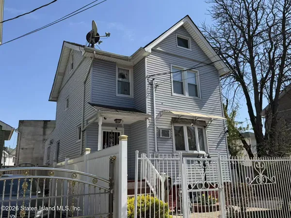 $598,000 | 11 Cortlandt Street | Port Richmond