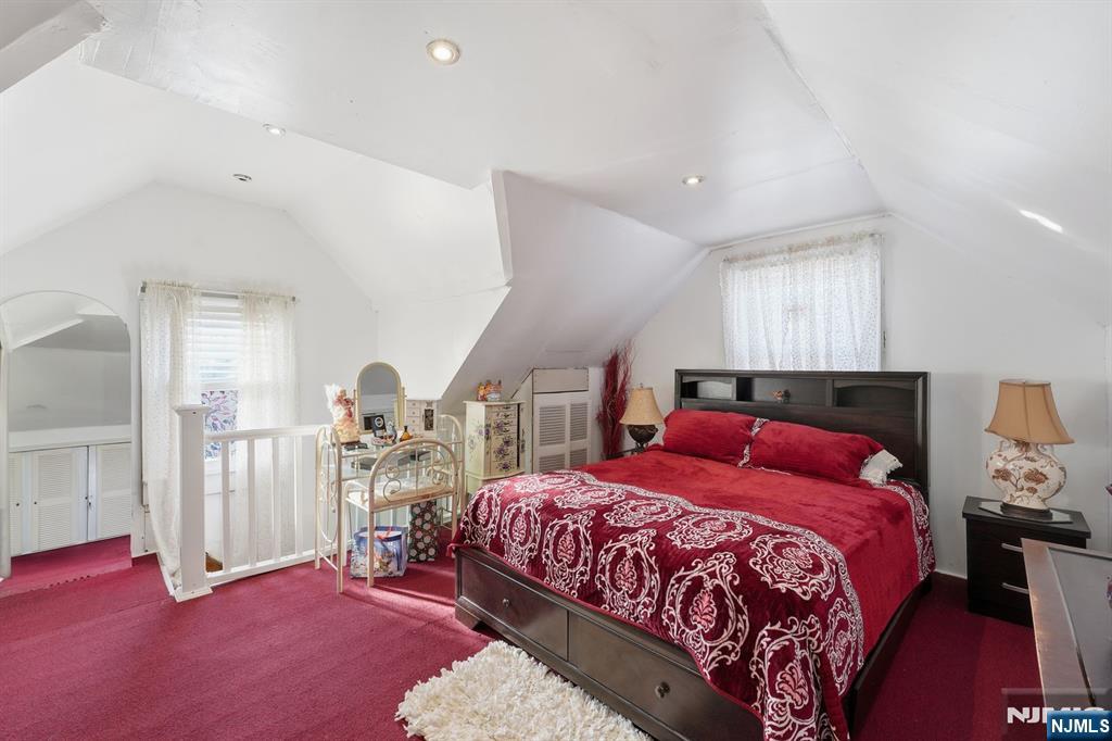 10 Maple Street Garfield, NJ 07026 - Photo 18 of 28