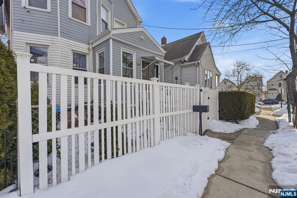 10 Maple Street Garfield, NJ 07026 - Photo 2 of 28
