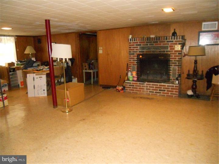 817 Keen Road Pottstown, PA 19465 - Photo 8 of 16 Gallery Image 8