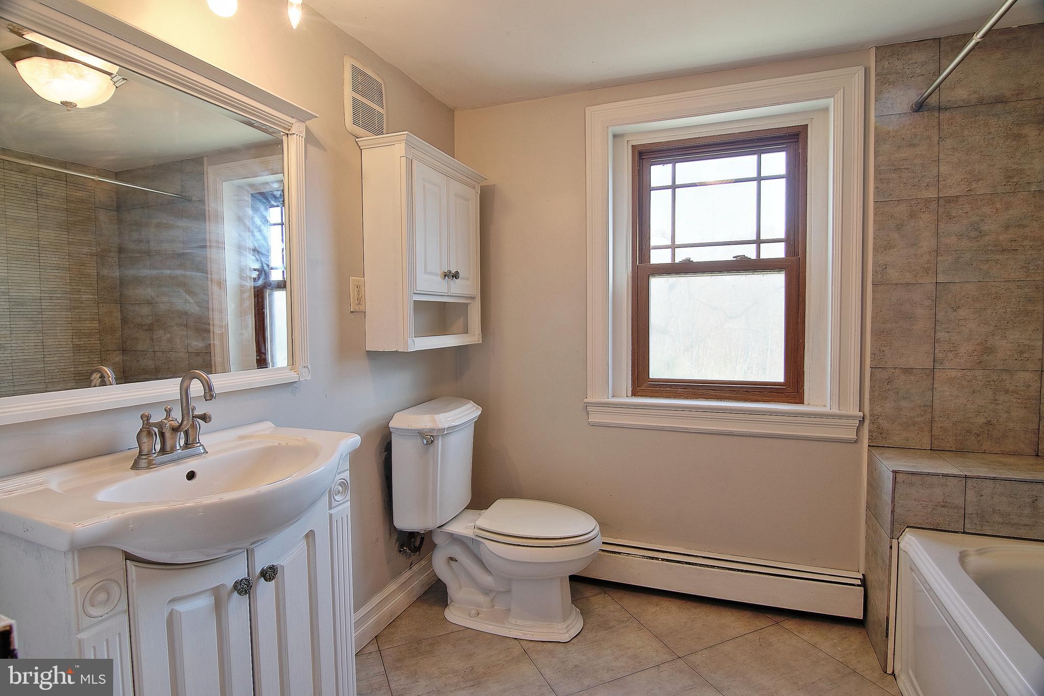 1484 Chestnut Grove Road Pottstown, PA 19464 - Photo 21 of 23 Second Floor Bathroom