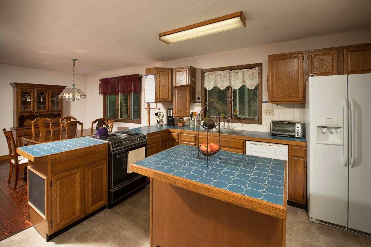 422 Goodwin Road Eliot, ME 03903 - Photo 5 of 30