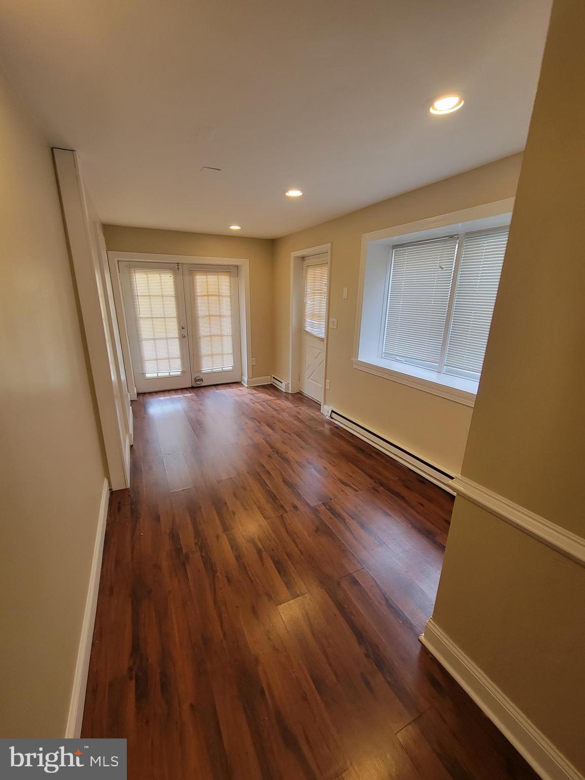 1122 Taylorsville Road, Unit 102 Washington Crossing, PA 18977 - Photo 17 of 27 Hallway