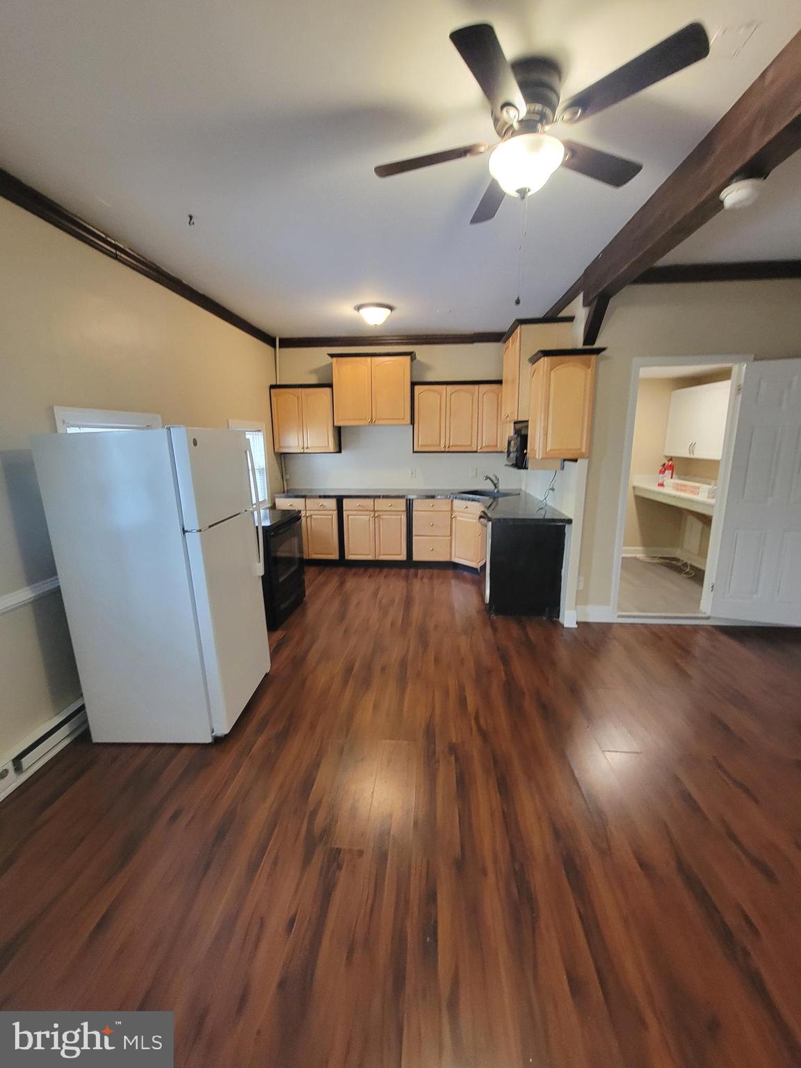 1122 Taylorsville Road, Unit 102 Washington Crossing, PA 18977 - Photo 3 of 27 Kitchen