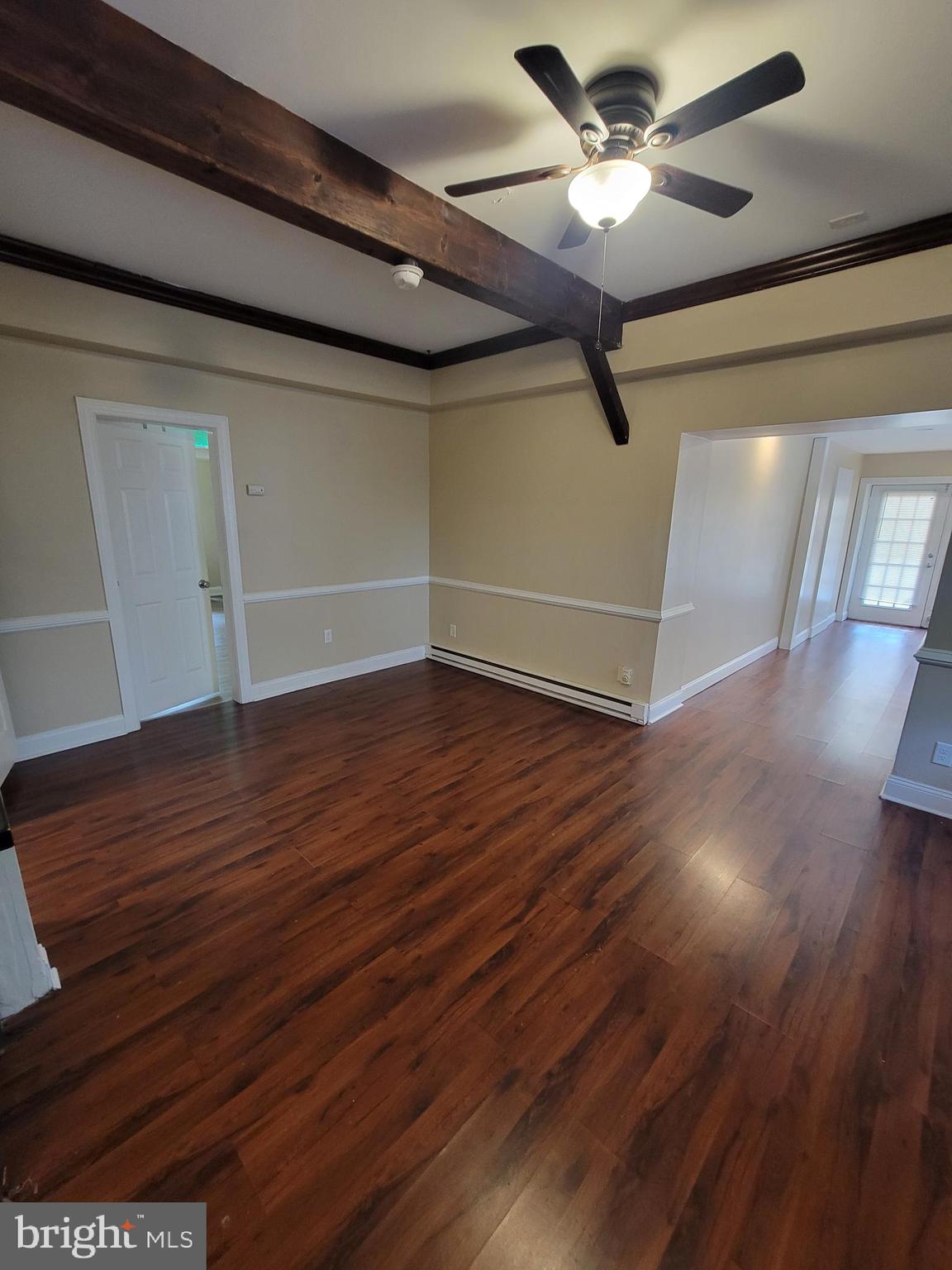 1122 Taylorsville Road, Unit 102 Washington Crossing, PA 18977 - Photo 7 of 27 Living Room