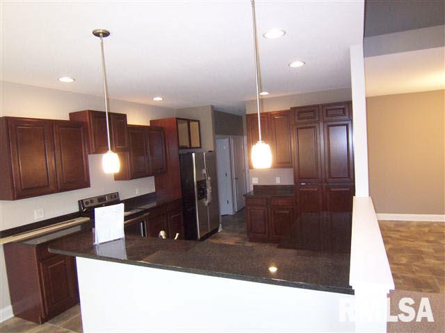 851 Fox Ridge Road Eldridge, IA 52748 - Photo 4 of 9 Gallery Image 4