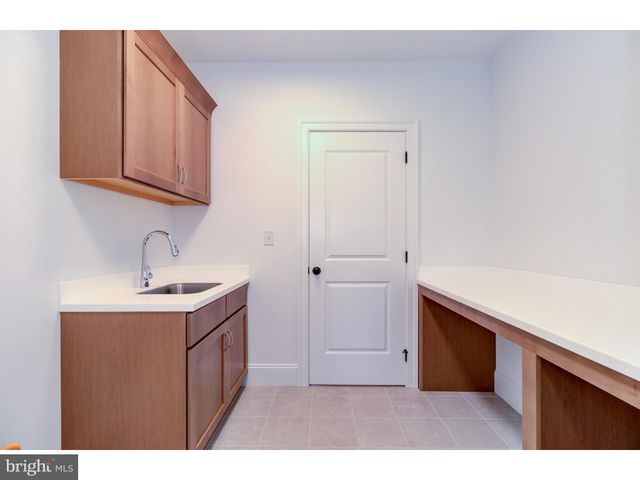 $2,928,954 | 900 Prescott Road, Berwyn, PA 19312