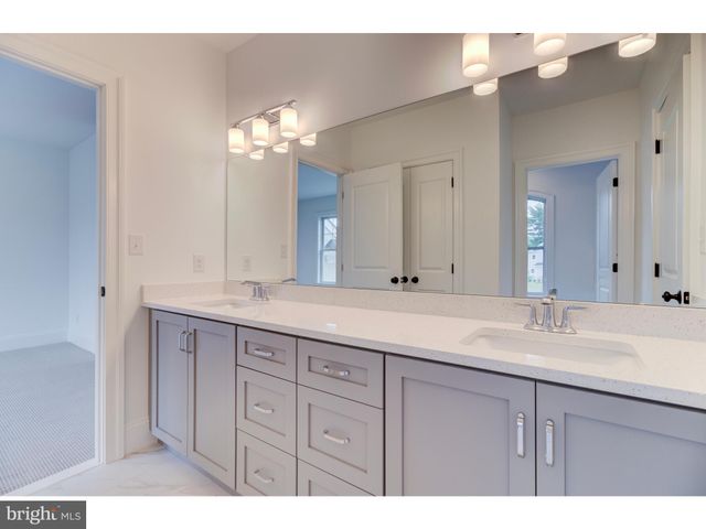 $2,928,954 | 900 Prescott Road, Berwyn, PA 19312