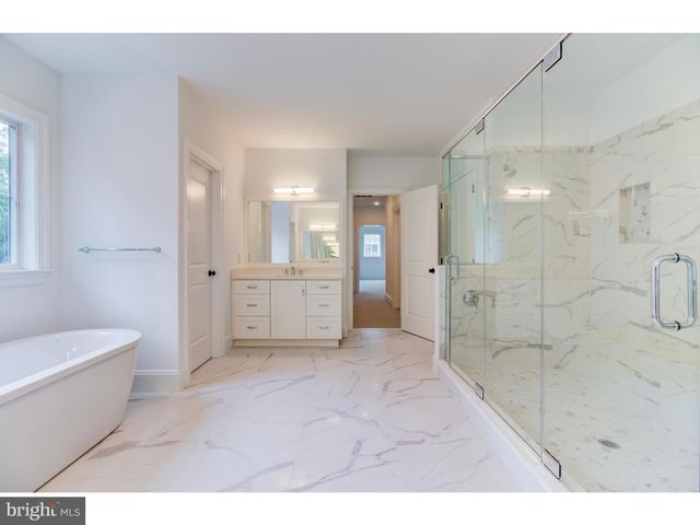 $2,928,954 | 900 Prescott Road, Berwyn, PA 19312