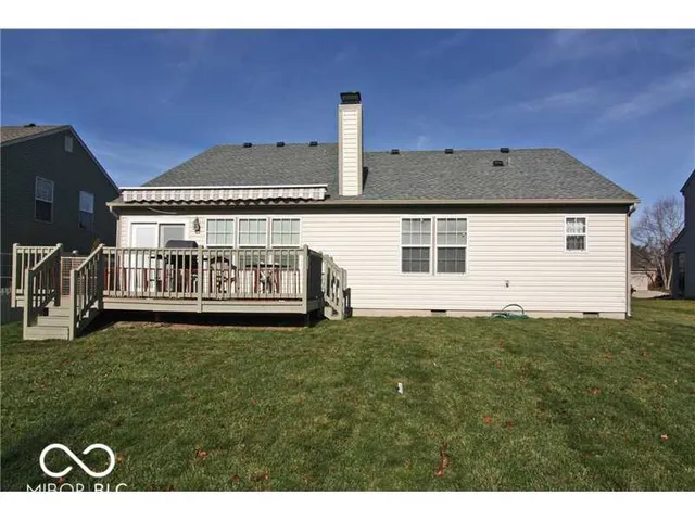 $2,050 | 6235 Valleyview Drive, Fishers, IN 46038