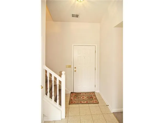 $2,050 | 6235 Valleyview Drive, Fishers, IN 46038