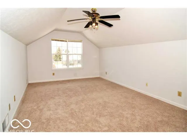 $2,050 | 6235 Valleyview Drive, Fishers, IN 46038