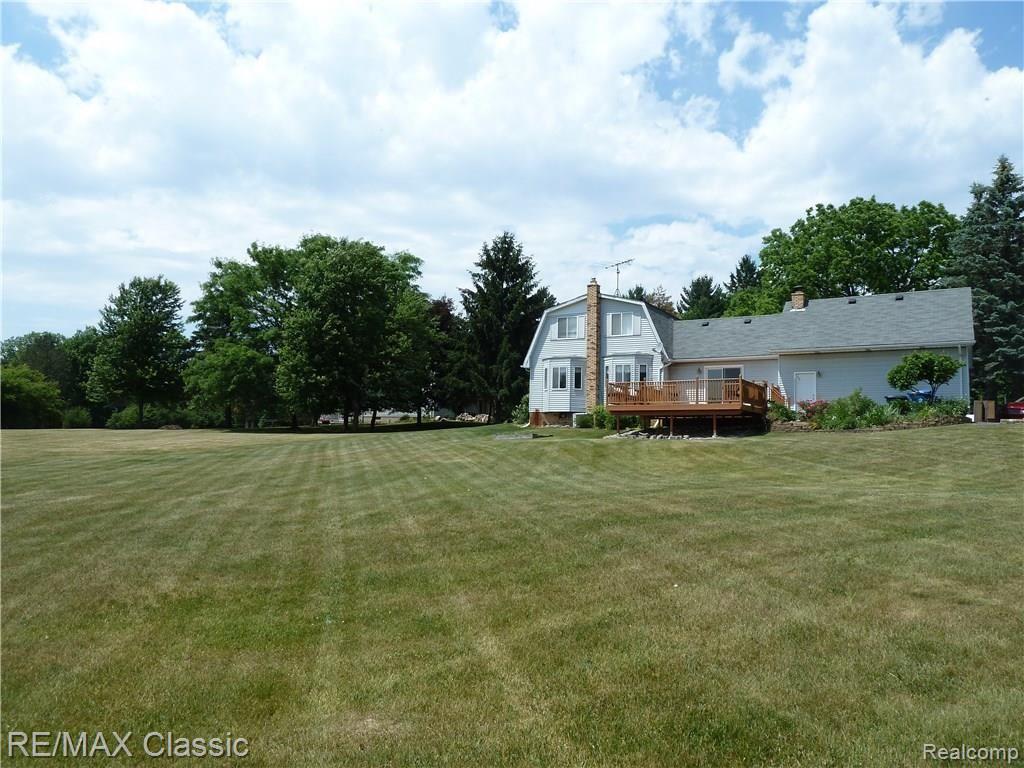 2795 Bullard Road Hartland, MI 48353 - Photo 38 of 41 P1050486.JPG
