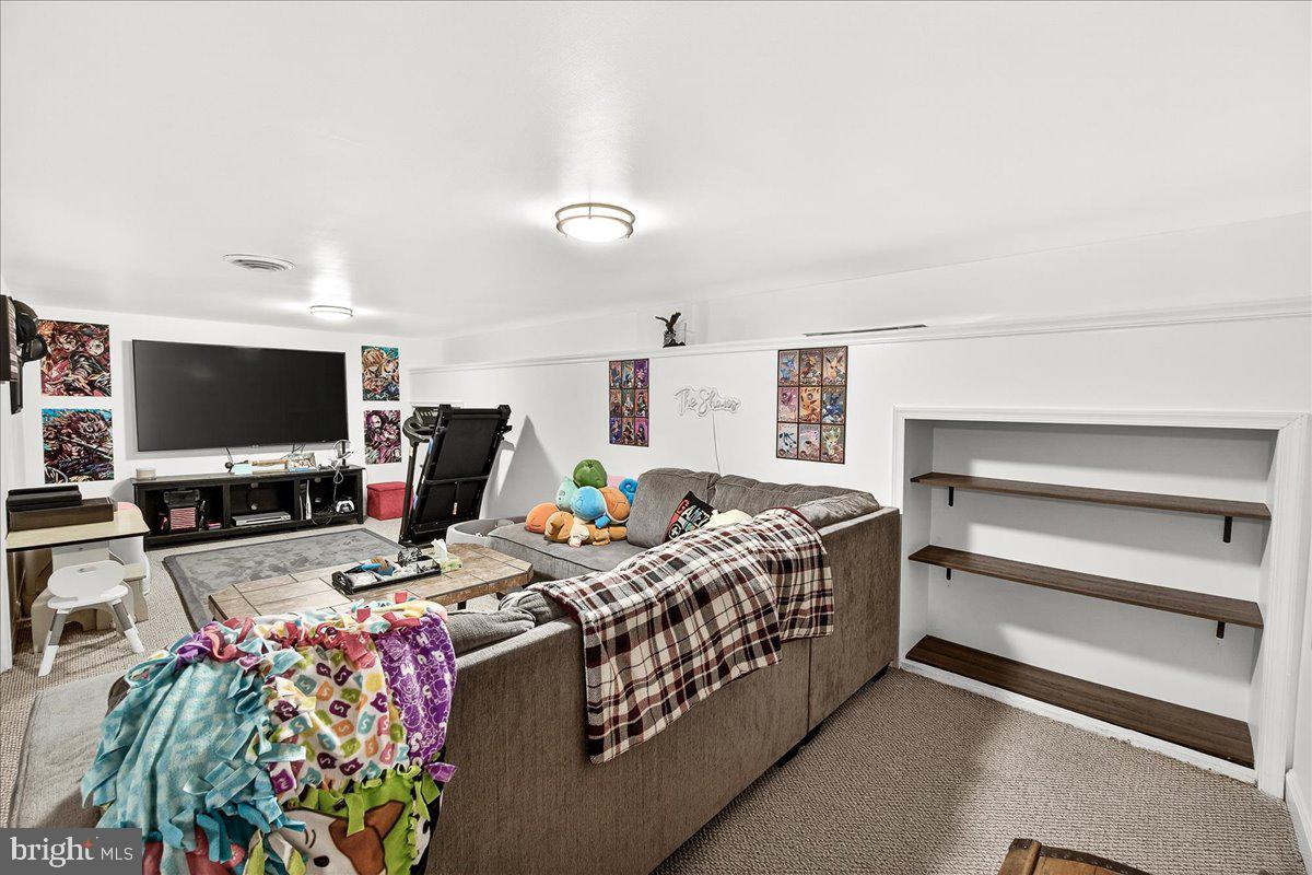 106 Harvard Road Hagerstown, MD 21742 - Photo 31 of 43 Basement