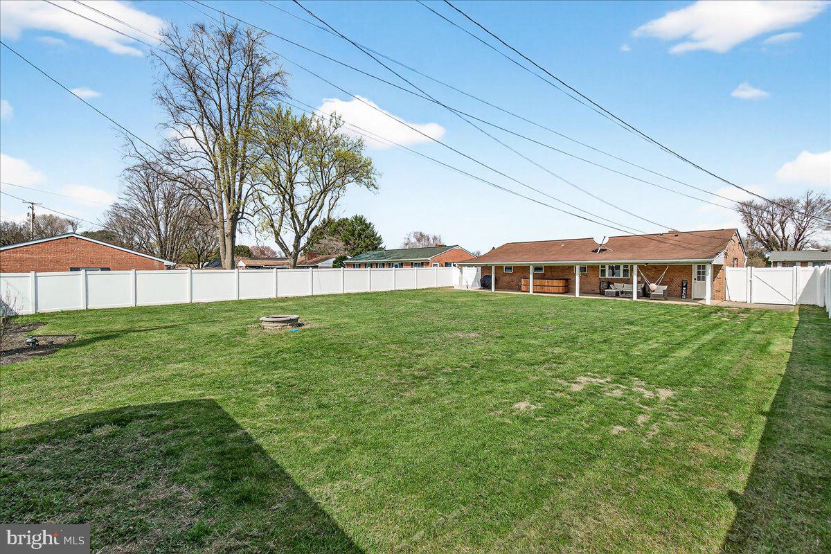 106 Harvard Road Hagerstown, MD 21742 - Photo 36 of 43 Back yard