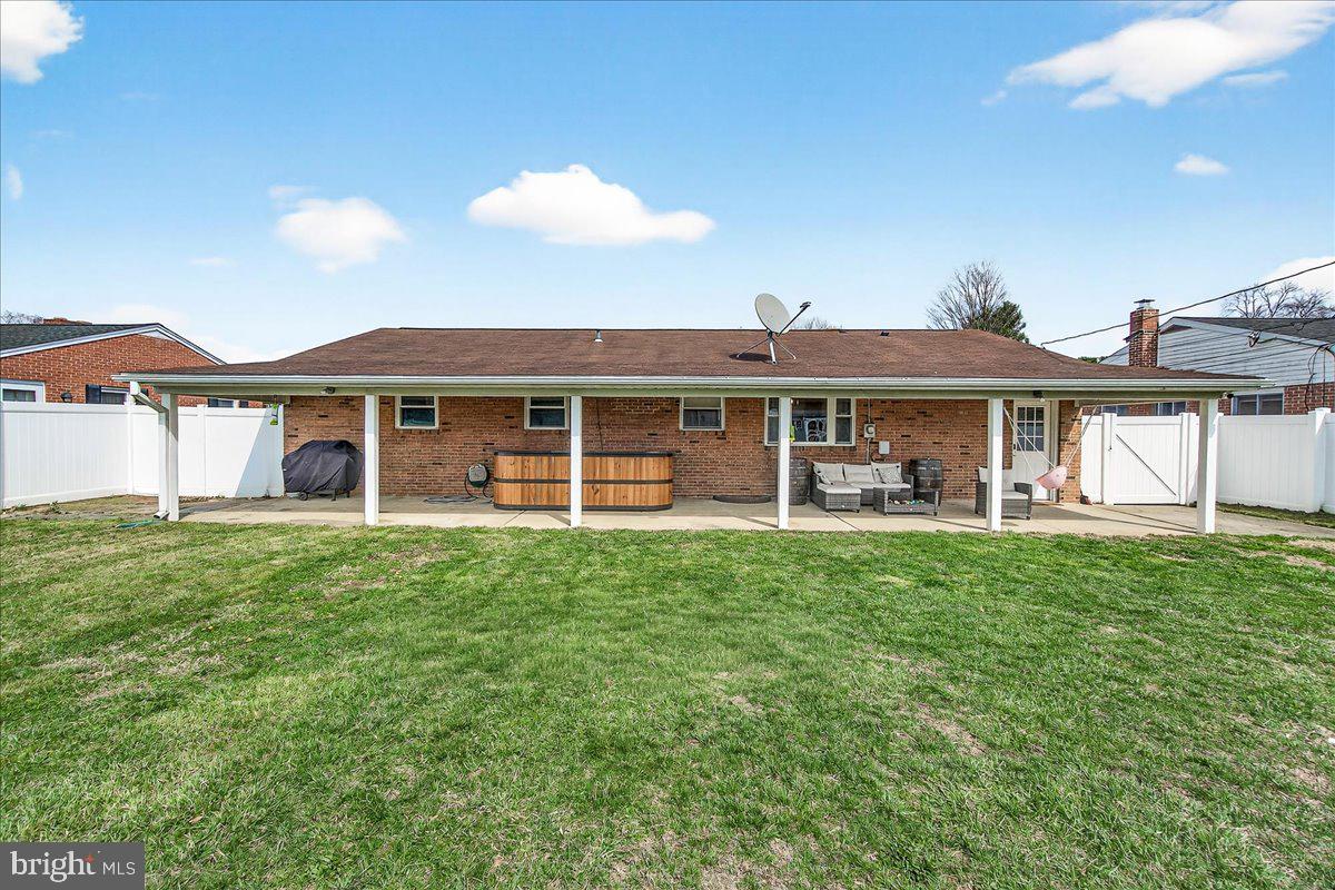 106 Harvard Road Hagerstown, MD 21742 - Photo 7 of 43 Back exterior