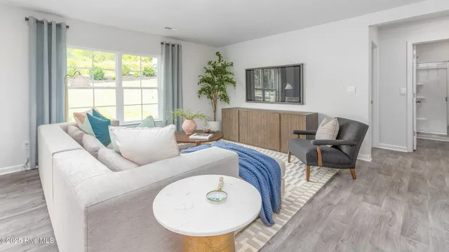 $327,520 | 202 Wood Street, La Grange, NC 28551