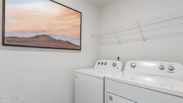 $327,520 | 202 Wood Street, La Grange, NC 28551