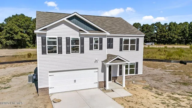 $327,520 | 202 Wood Street, La Grange, NC 28551