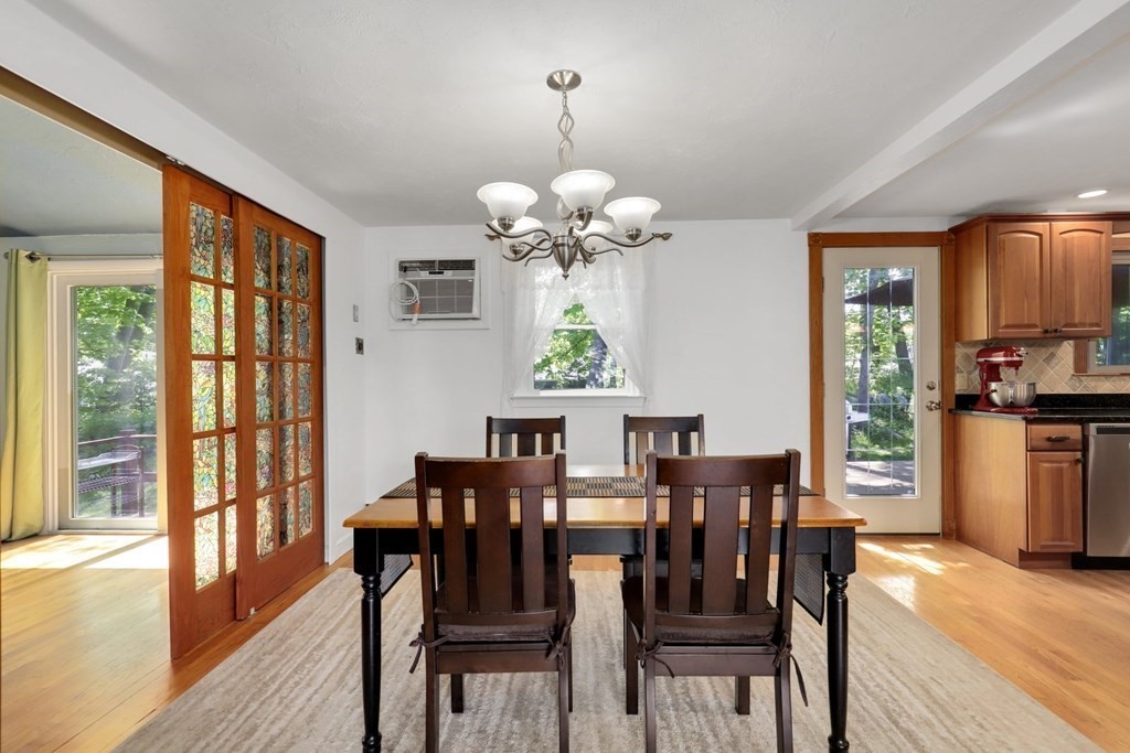 15 Robin Road Reading, MA 01867 - Photo 13 of 42 Gallery Image 13