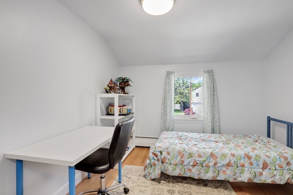 15 Robin Road Reading, MA 01867 - Photo 29 of 42 Gallery Image 29