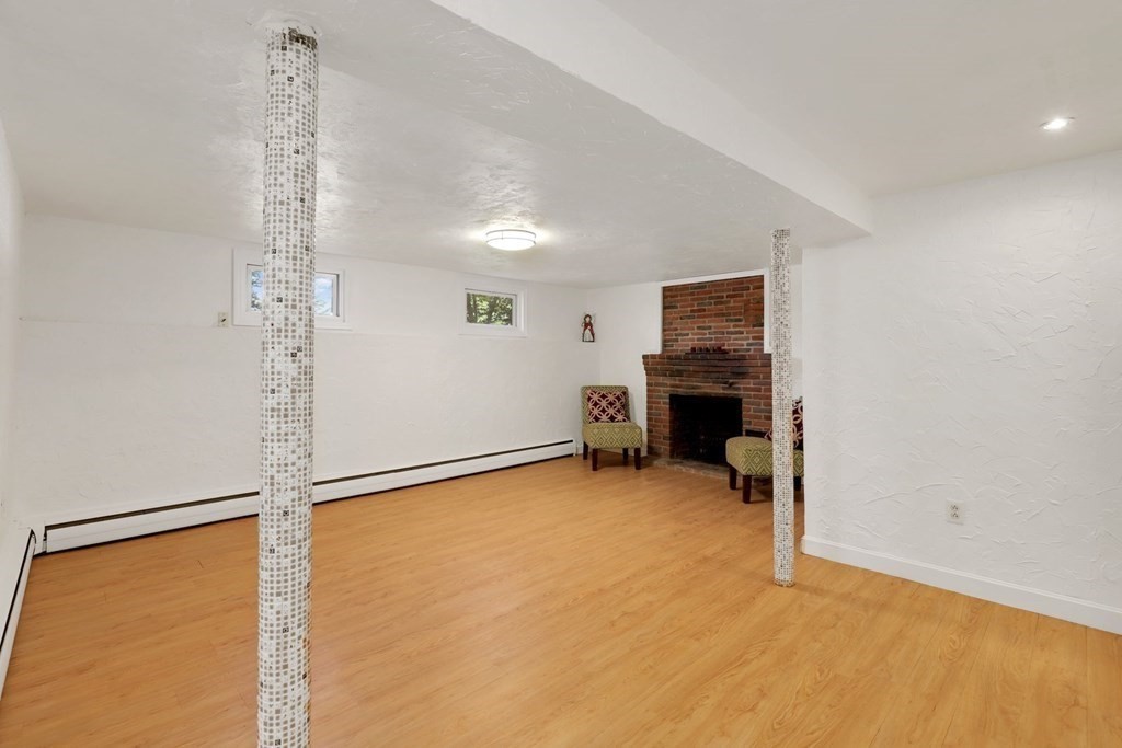 15 Robin Road Reading, MA 01867 - Photo 34 of 42 Gallery Image 34