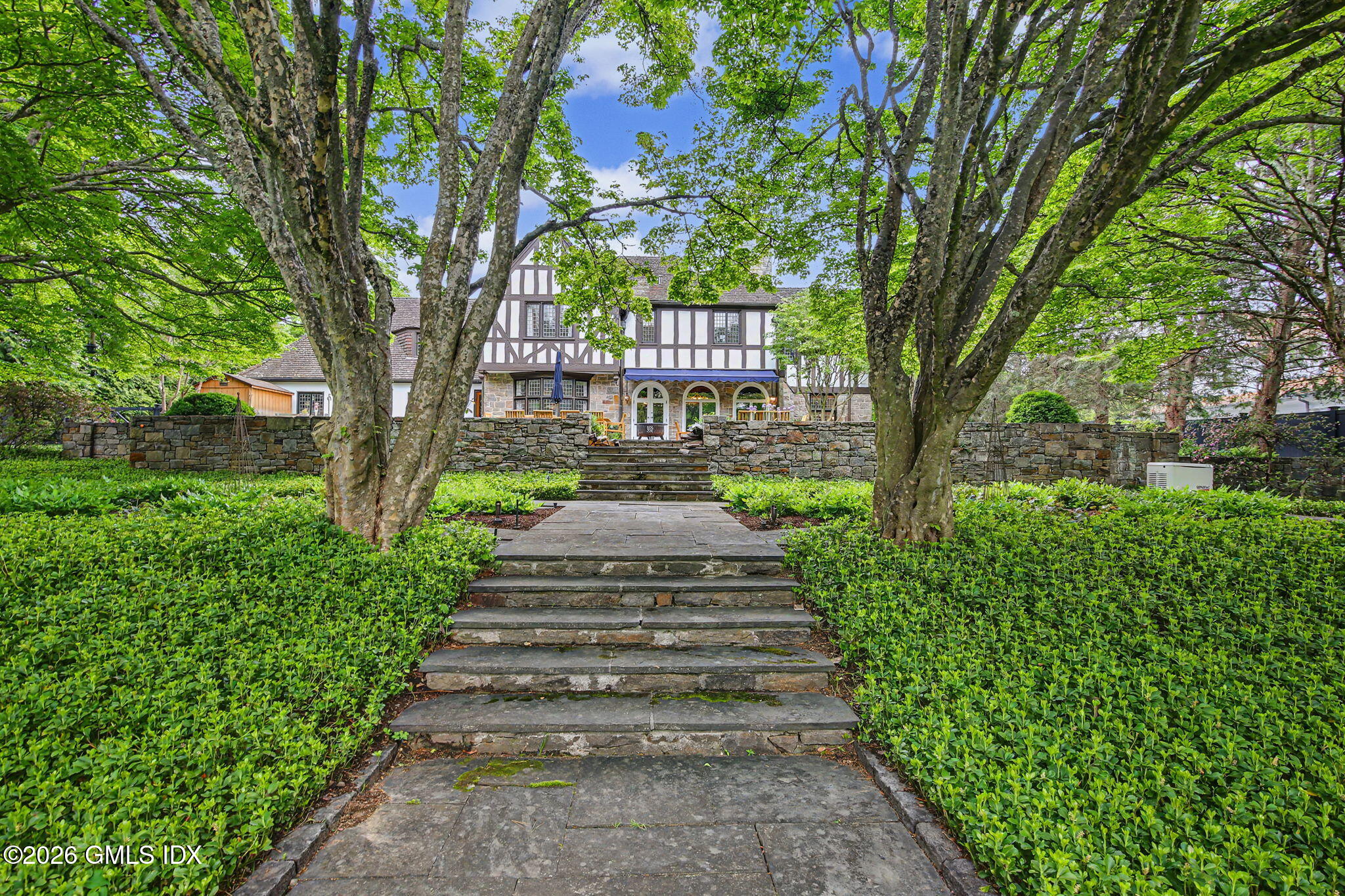 184 Stanwich Road Greenwich, CT 06830 - Photo 39 of 50 103-web-or-mls-184-stanwich-rd