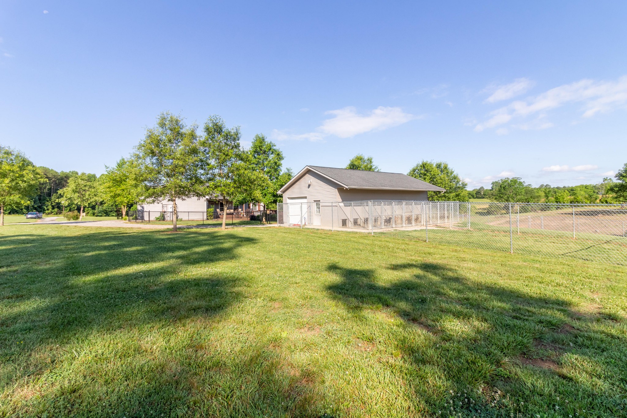 643 Gudger Road Madisonville, TN 37354 - Photo 2 of 68 Gallery Image 2
