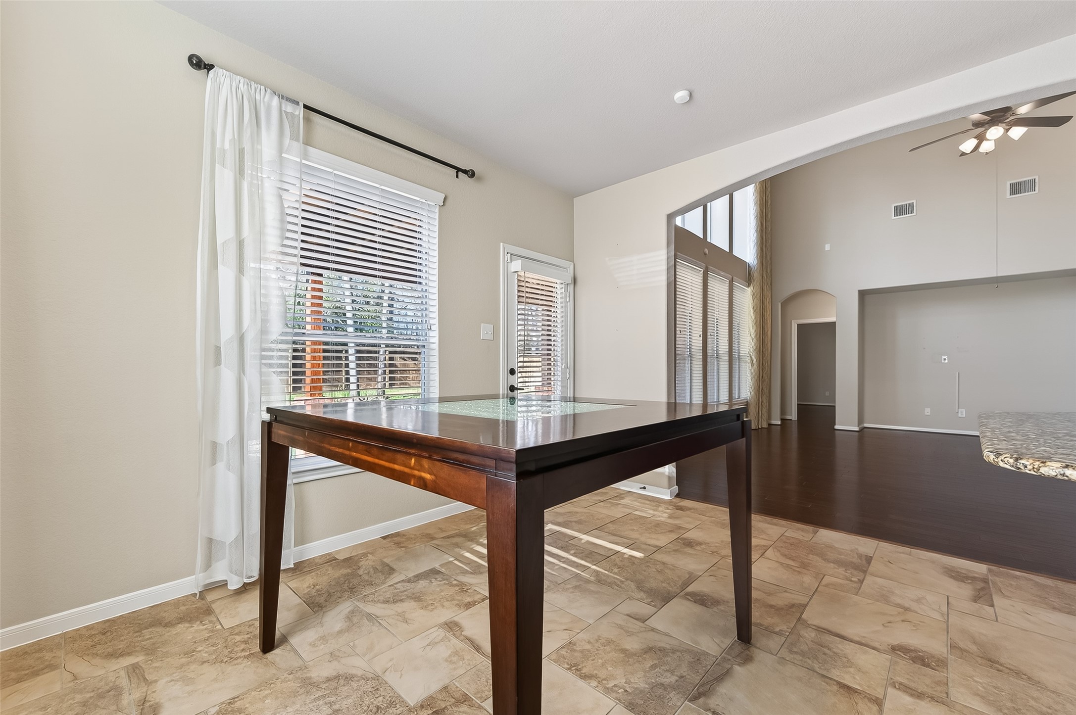 22 North Arrow Canyon Circle Spring, TX 77389 - Photo 13 of 50 a view of entryway with workspace