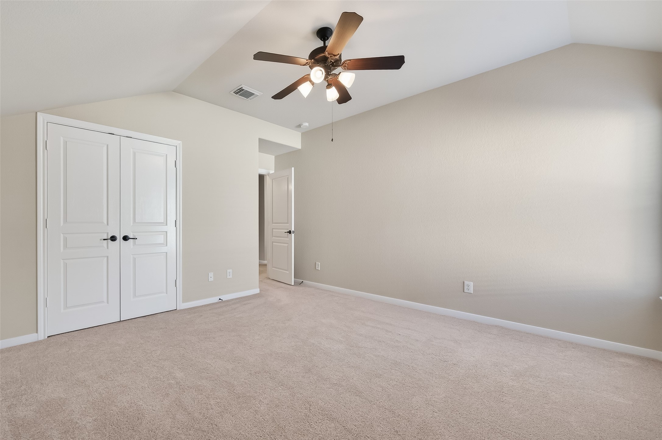22 North Arrow Canyon Circle Spring, TX 77389 - Photo 27 of 50 a view of an empty room