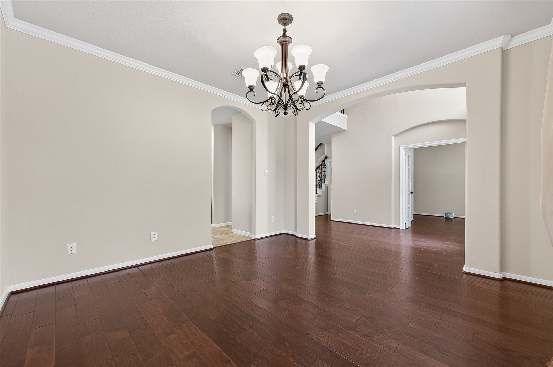22 North Arrow Canyon Circle Spring, TX 77389 - Photo 8 of 50 a view of an empty room with chandelier