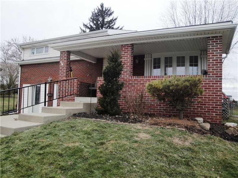 729 Lindsay Road Carnegie, PA 15106 - Photo 2 of 19 Exterior Front.