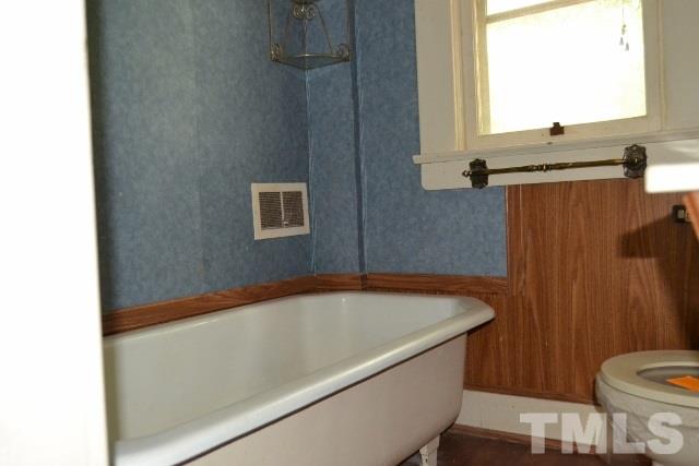 1003 Leasburg Road Roxboro, NC 27573 - Photo 10 of 14