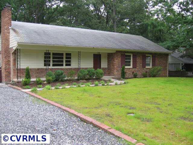 8514 Chippenham Road Richmond, VA 23235 - Photo 1 of 10 Exterior Front - Front view of the house from the street.