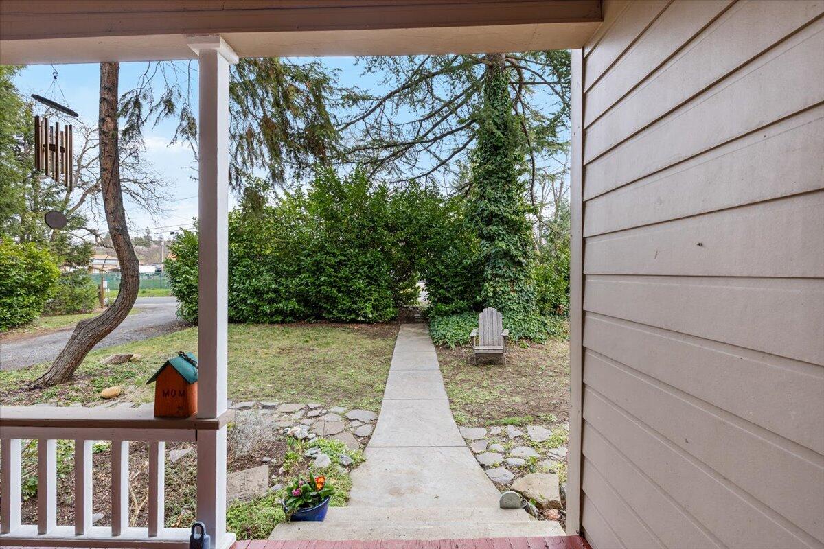 3072 Griffin Creek Road Medford, OR 97501 - Photo 10 of 56 09-CI_3679