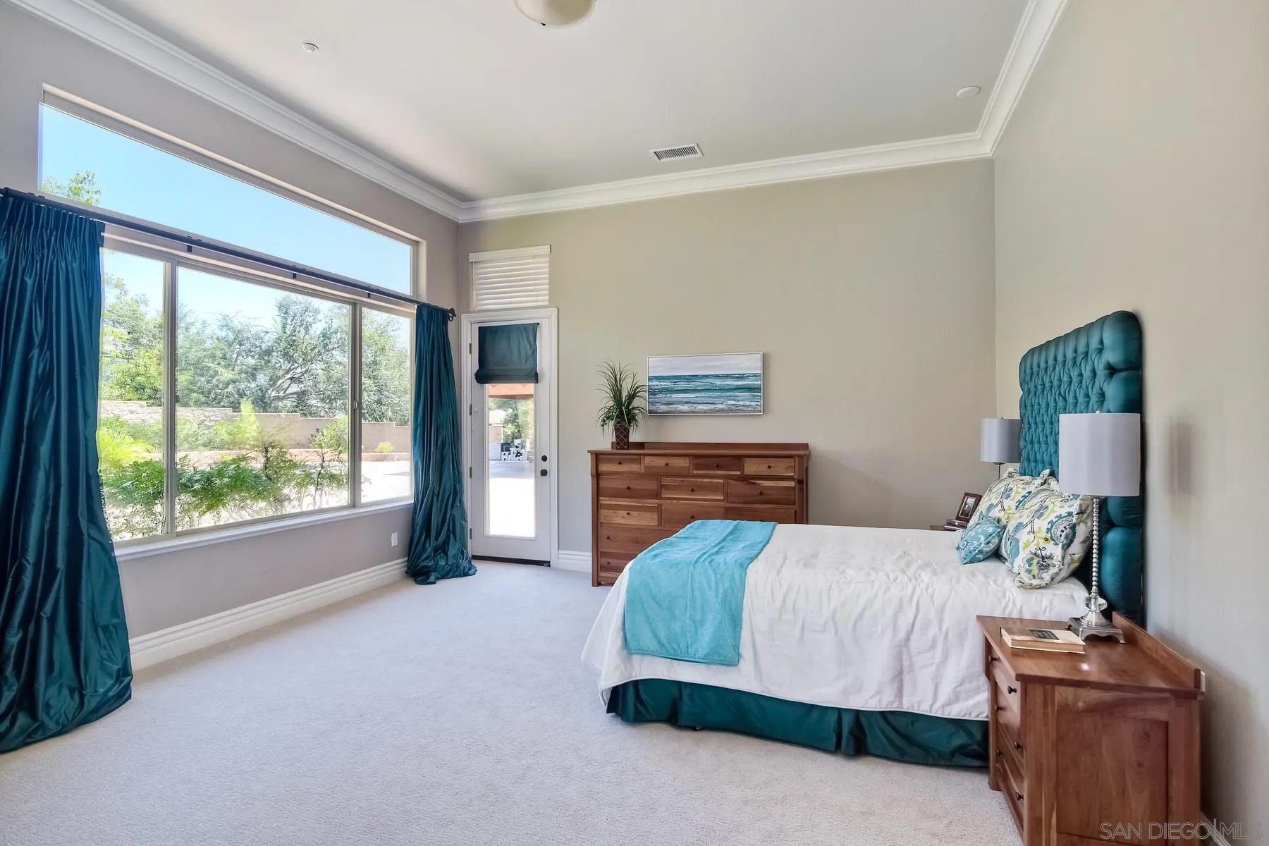 14050 Lake Poway Road Poway, CA 92064 - Photo 15 of 29 a bedroom with a bed and a window