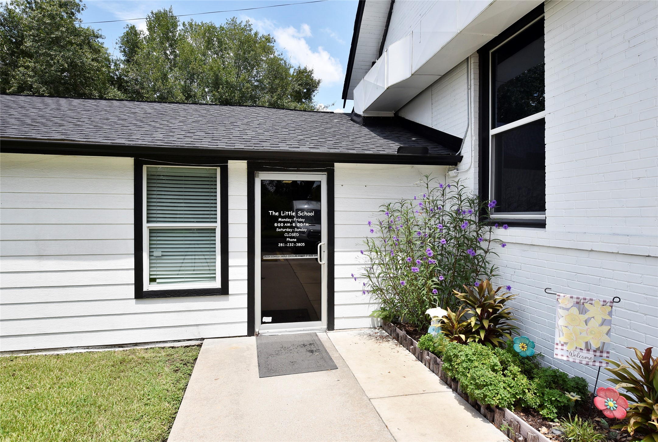 1220 Mulcahy Street Rosenberg, TX 77471 - Photo 8 of 41 a view of outdoor space and front view of a house