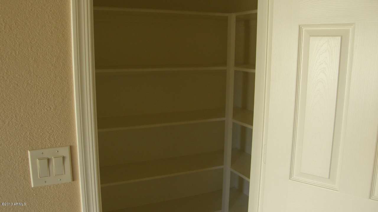 1055 North Recker Road, Unit 1029 Mesa, AZ 85205 - Photo 7 of 15 Pantry