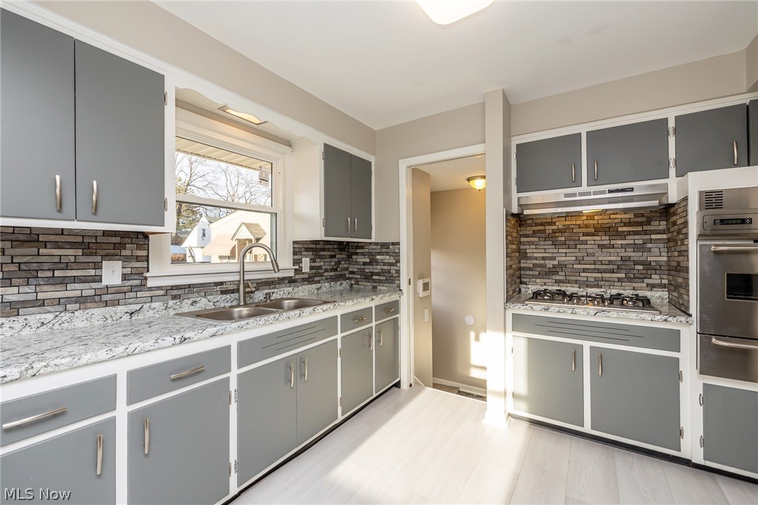 17713 Ingleside Road Cleveland, OH 44119 - Photo 9 of 26 Gallery Image 9