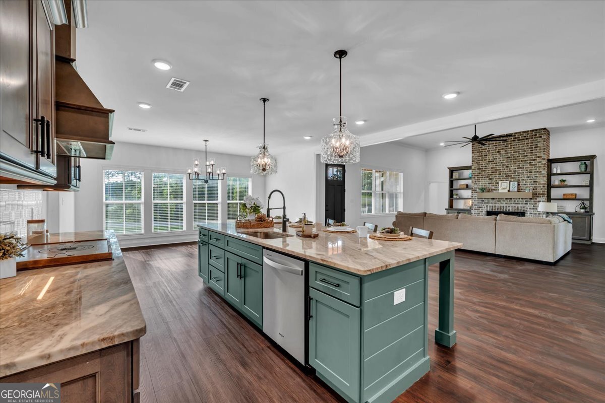4045 Roundtop Circle Perry, GA 31069 - Photo 12 of 73