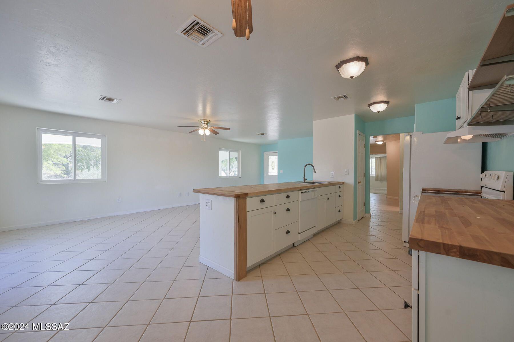 16134 West Lynnette Road Tucson, AZ 85736 - Photo 20 of 34 Gallery Image 20